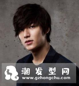 男生留什么发型好看 心形刘海帅出新高度