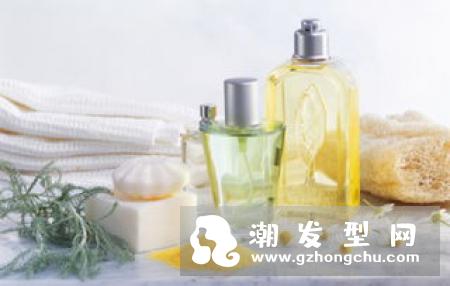 头发护理大全 洗发梳发对头发养护的作用