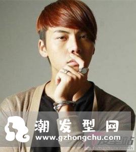 斜庞克发型怎么留 帅气修颜潮男必备