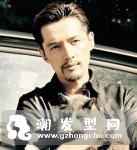 适合留胡子的男生发型 man味魅力值飙升