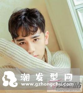 发量少适合什么发型 蓬松感发型提升帅气值