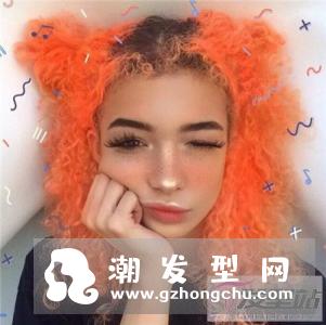 爆炸泰迪卷发型 蓬松有型也时髦