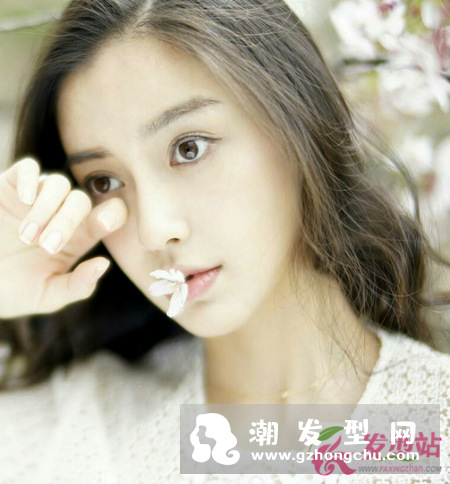 头发出油异味怎么办？正确洗头顺序方法