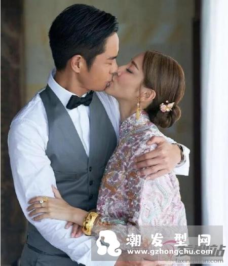 郑嘉颖陈凯琳大婚 低发髻秀禾服造型更经典浪漫