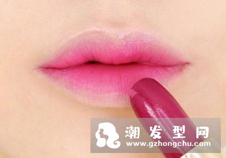 迷雾女主金南珠口红什么颜色 玫红口红什么牌子好看
