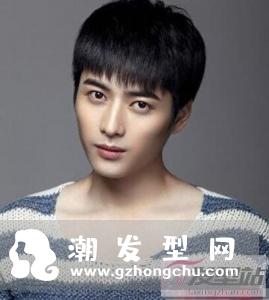 男生剪短直发好看吗 清爽呆萌年轻好几岁
