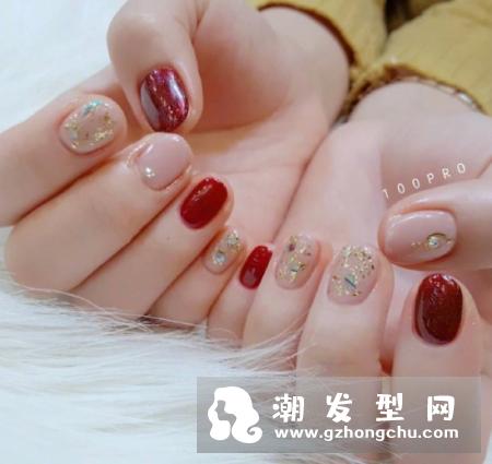 新年弄什么美甲好看 红色适合手黑的人吗