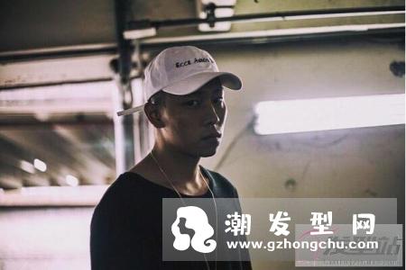 寸头和油头哪个好看？不要再考虑了，这两种发型都帅啊！