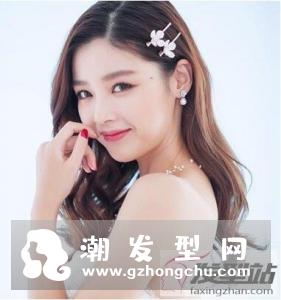 颧骨高适合什么卷发 这些卷发让脸型柔和更淑女