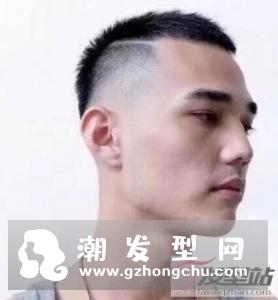 不染不烫男生自然发型 清新简约打造阳光潮男