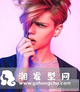 潮流男生朋克发型 酷炫吸睛个性十足