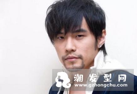 适合留胡子的男生发型 man味魅力值飙升
