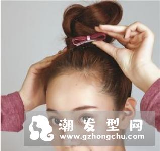 短发丸子头的扎法图解 你的假发准备好了吗