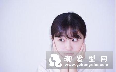 经常用吹风机吹头发对头发有伤害吗 知道这些你就可以放心吹头发了