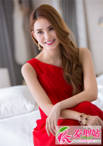 最有女人味卷烫发 披肩卷发你一定要试