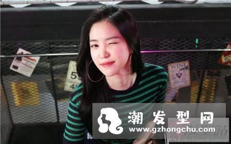 轻熟女最适合的卷发 时尚精致展现神仙气质