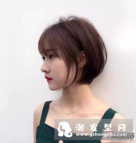 最减龄的波波头短发 简单干练气质绝佳