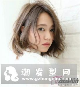 最流行的短卷发 慵懒齐肩小卷短发更优雅气质