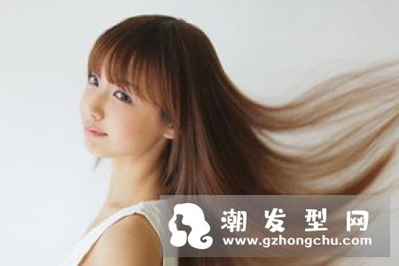 头发开叉是什么原因怎么办 头发开叉修复有效方法