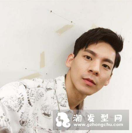 男生什么发型好看 五种大热男生刘海发型帅到没朋友