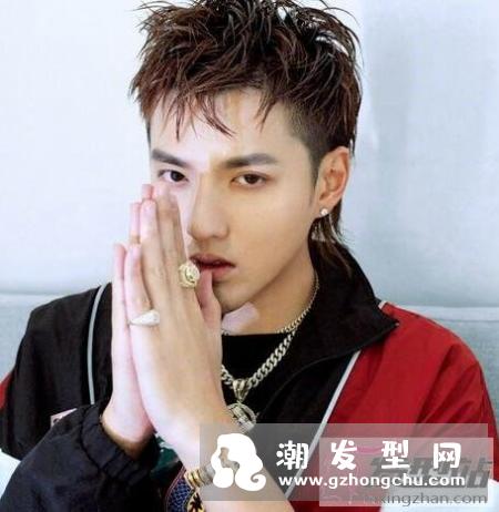 男生狮子头发型 个性独特无限吸睛