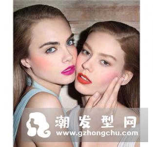 适合圆脸的仙女烫 洋气优雅不化妆也瘦脸