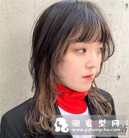 发量少适合什么发型  上短下长层次感显丰盈