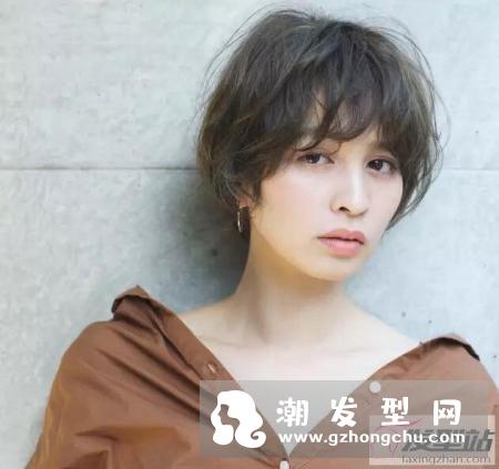 不同的头发长度应该怎么卷