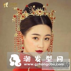 超美古装新娘发型 散发端庄古典贵气