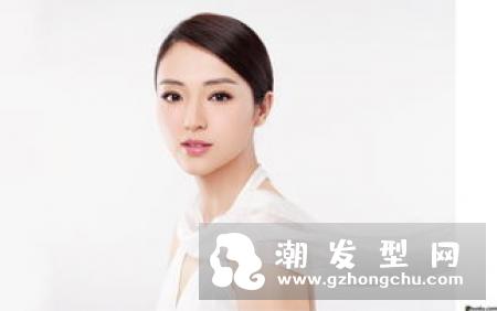 简单新娘盘发发型 欧美风盘发低调中不失奢华