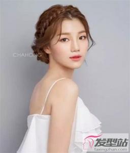 韩式新娘发型2018 白礼服适合的发型