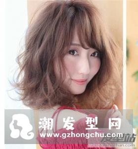 最流行的短卷发 慵懒齐肩小卷短发更优雅气质
