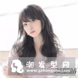 适合圆脸的仙女烫 洋气优雅不化妆也瘦脸