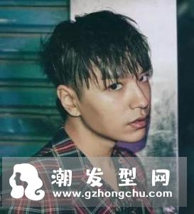 男生短发刺猬头发型 吸睛酷炫回头率超高