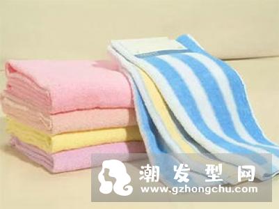 嬉皮卷怎么卷？竟然用筷子和平板夹就可以做成！