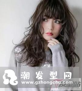 中长发空气感卷发 灵动慵懒很显发量