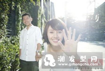 结婚证照片发型要求 什么发型好