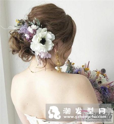 韩式婚纱照鲜花新娘发型 新娘化妆造型图片大全
