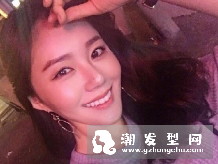 凌乱小卷中长发怎么弄好看 怎么打理