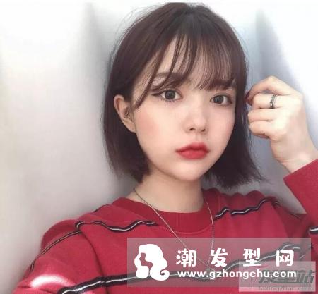 最减龄的波波头短发 简单干练气质绝佳