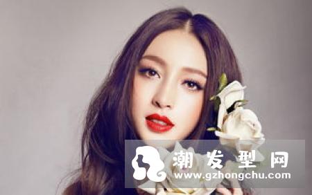短发怎么做新娘造型好看 短发新娘子结婚当天发型太美了！