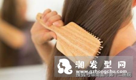 头发分叉怎么办 教你头发分叉的护理方法