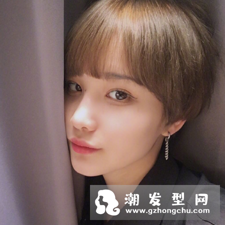 短发有刘海好看还是没有刘海好 发质软适合什么短发
