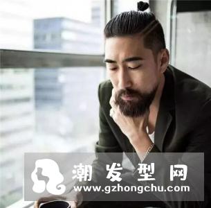 适合留胡子的男生发型 man味魅力值飙升