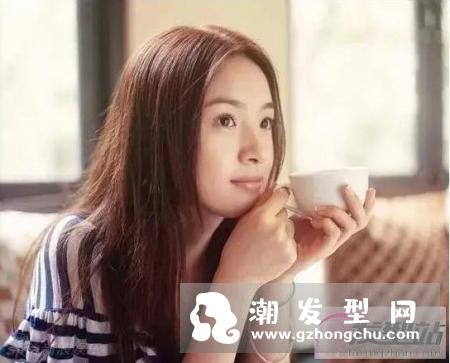 直发与卷发哪种更减龄 直发卷发对比图看完就知道