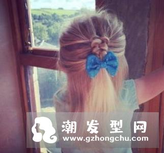 小女孩五角星辫子发型扎法图片 橡筋颜色什么好看