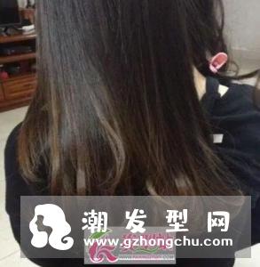 理发店烫完卷发后头发就变干枯毛躁怎么办？