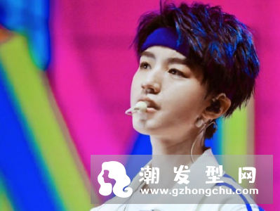 王俊凯蓝色头发是什么样的 蓝色头发图片来袭