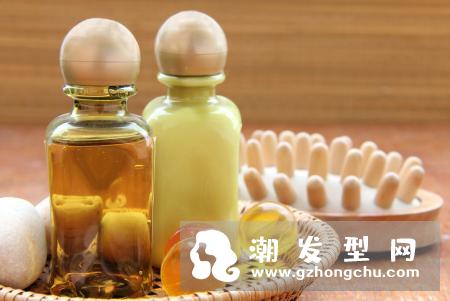 卷发怎样打理才好看 初学者也能轻松上手美丽卷发教学