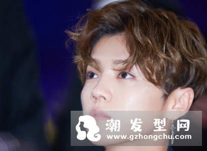 鹿晗桃心发型是怎么弄的 同款桃心刘海发型图片